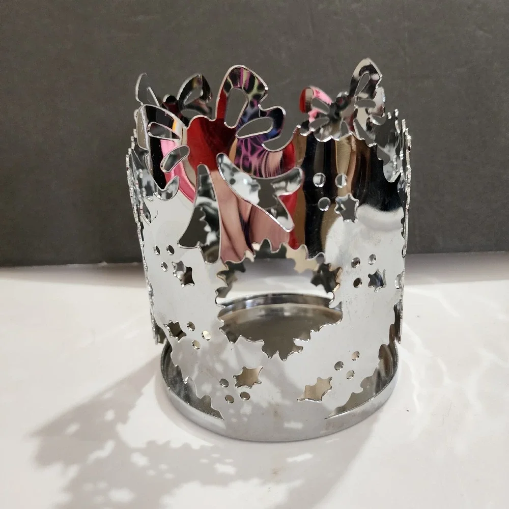 Yankee Candle Christmas Wreath With Bow Candle Holder Silver In‎ Color